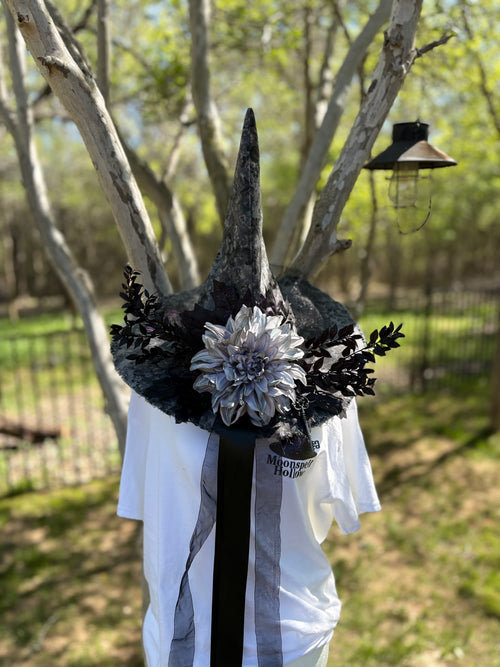 Moonspell Hollow handcrafted witch hat detail